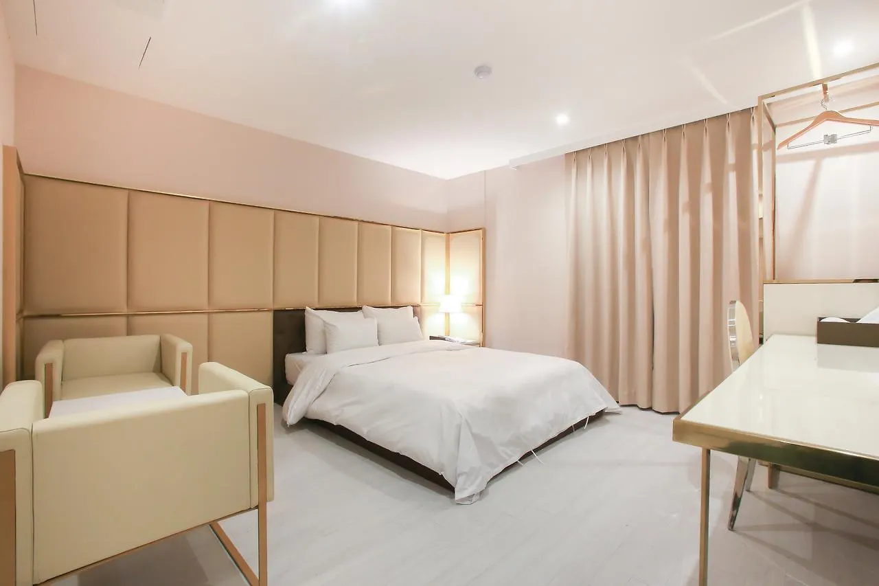 Yeoksam Hotel Star Premier Seul 2*,